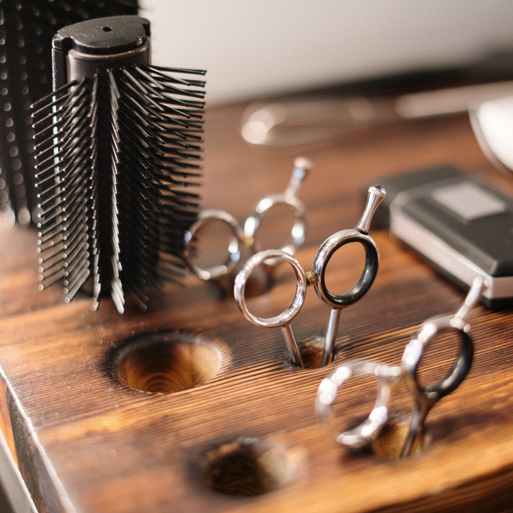 Comb & Brush
