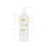 A 200ml white pump bottle of hair developer with Chinese text on the label, shown against a white background with a faint pink watermark.