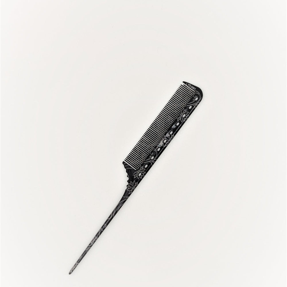 Y3–C001 TAIL COMB